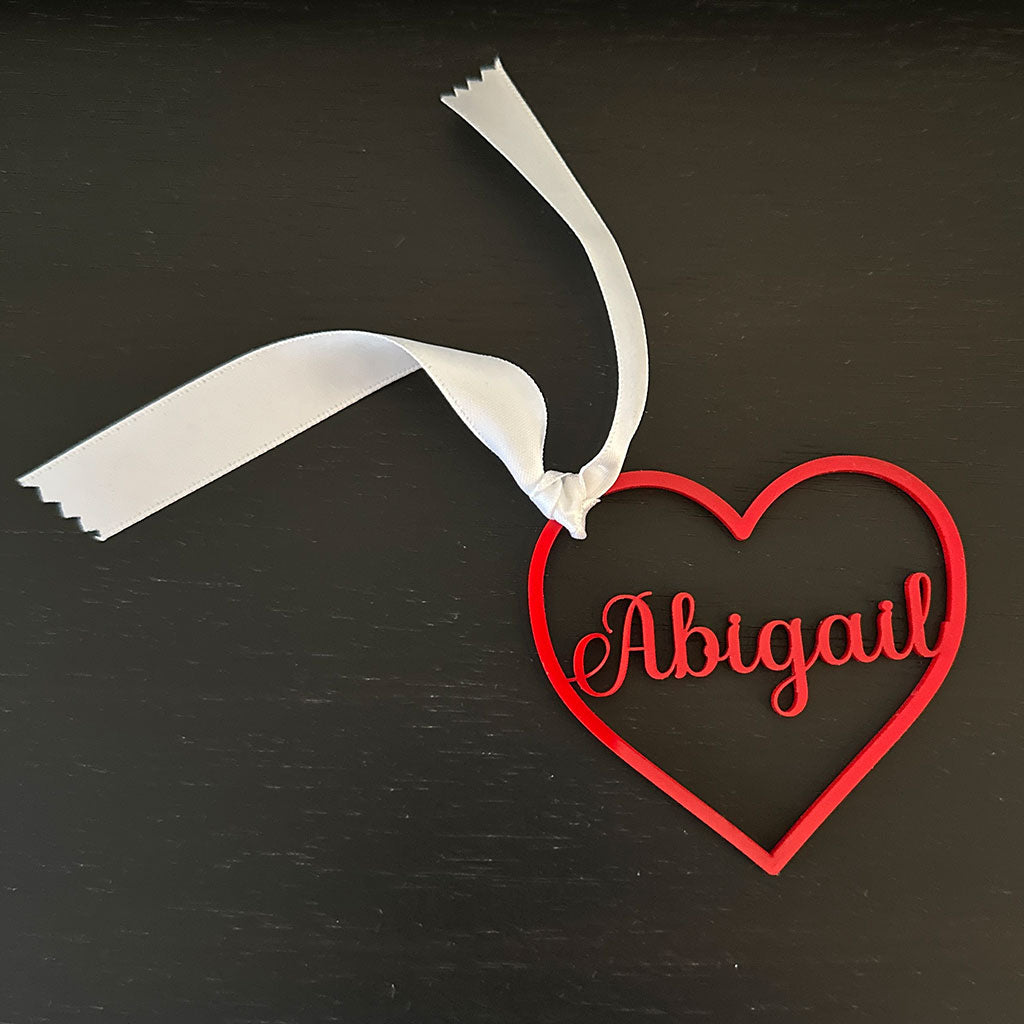 Valentine&#39;s Day Personalized Name Gift Basket Heart Gift Tag