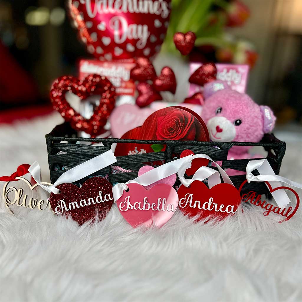 Valentine&#39;s Day Personalized Name Gift Basket Heart Gift Tag