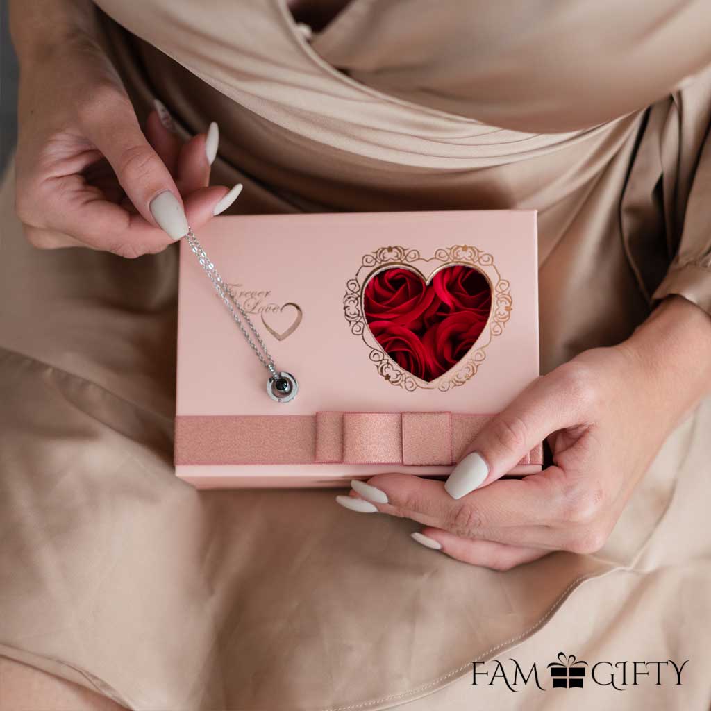 Half Dozen Mini Roses Jewelry Box with Love Necklace Set